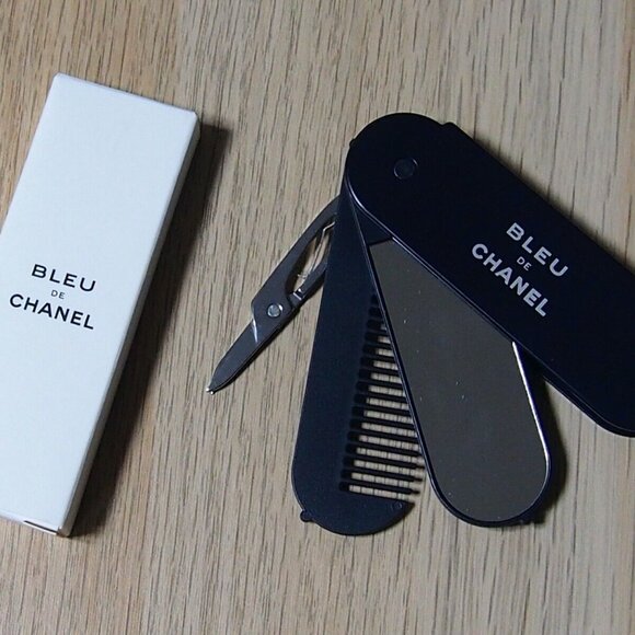 Beauty GWP Hair Comb, Mirror & Scissor set New - Picture 1 of 4